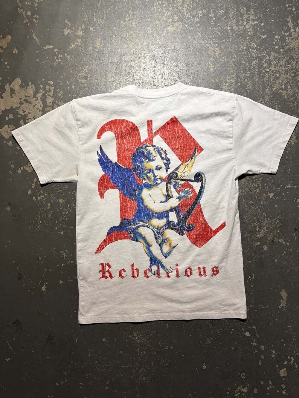 BrandMakers Group T-Shirt Size M White Rebellious Angel